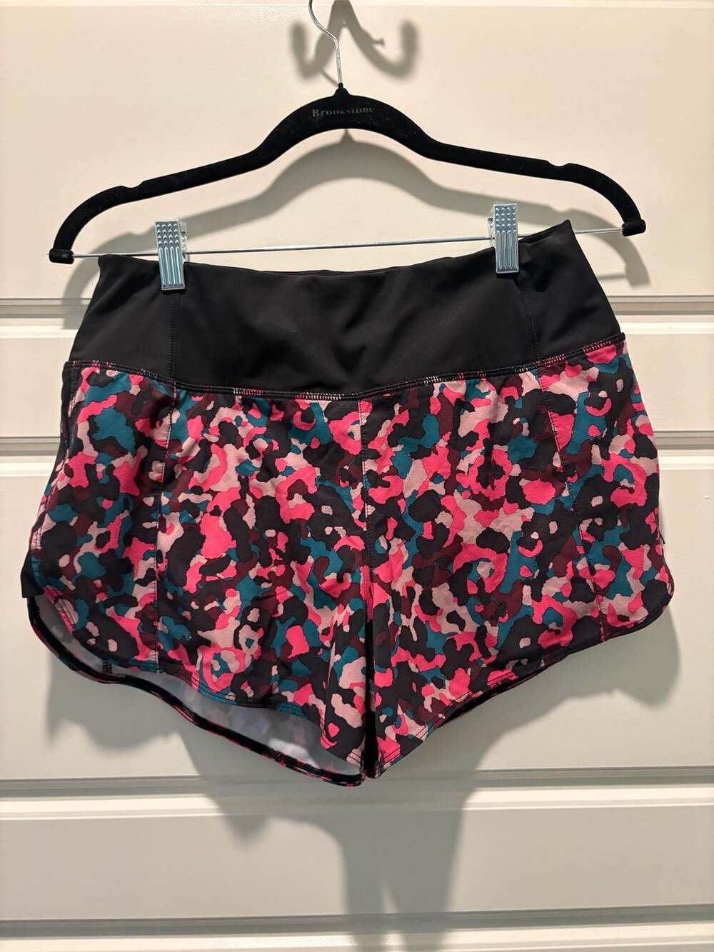 Athleta Running Free Printed Short 3.5" Multicolor Camo Athletic Shorts